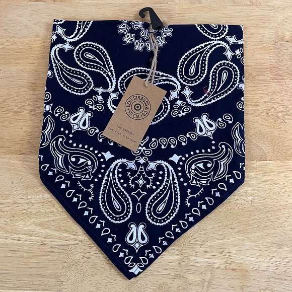 Levi Strauss & Co. Blue Pet Bandana - Picture 2 of 6